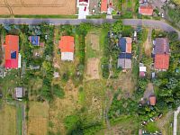 Prodej pozemku 2 000 m², Charvátce u Loun - DJI_0076.jpg