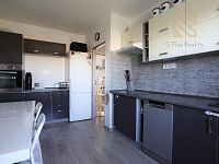 Prodej bytu 3+1 se zahradou 189 m², garáží a sklepem – Radíčeves