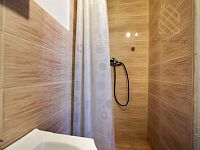 Prodej, byt 1+kk 22m2, Františka Halase - Most - IMG_2320_hdr.jpg