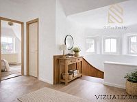 Prodej, rodinný dům 5+1, 120m2, 551m2, Libochovany - chodba.jpg