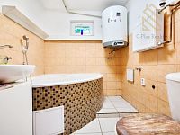 Prodej,stavební pozemek,1644m2,Kostelec nad Labem - 1761210004-7404.jpg