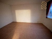 Prodej bytu 4+1, 99m2, ul. Jindřicha Plachty, Mojžíř, Ústí nad Labem - dhfjvhbd.jpg