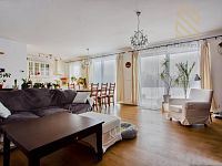 Rodinný dům, 135m2, zahrada 3 522m2, Píšťany