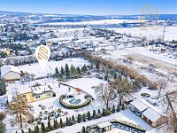 Rodinný dům, 135m2, zahrada 3 522m2, Píšťany, okr.Litoměřice - Zimní krajina s označením polohy.jpg