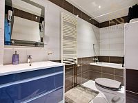 Prodej domu 195m/2 se zahradou 502m/2 a garáží 28m/2- Ústí nad Labem-ulice Hostovická - o_1761481645-7986.jpg