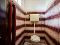 Veltěže – funkční autoservis 225 m2 , celý  objekt 1326 m2 , v Obci  Veltěže, okres Louny - IMG_4839_hdr.jpg