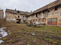 Veltěže – funkční autoservis 225 m2 , celý  objekt 1326 m2 , v Obci  Veltěže, okres Louny - IMG_4928.jpg