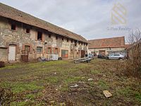 Veltěže – funkční autoservis 225 m2 , celý  objekt 1326 m2 , v Obci  Veltěže, okres Louny - IMG_4933.jpg