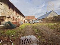 Veltěže – funkční autoservis 225 m2 , celý  objekt 1326 m2 , v Obci  Veltěže, okres Louny - IMG_4939.jpg