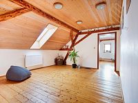 Prodej, rodinný dům 270m2, pozemek 2444m2, Dobkovičky, Velemín, - IMG_5014_hdr.jpg