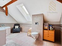 Prodej, rodinný dům 270m2, pozemek 2444m2, Dobkovičky, Velemín, - IMG_5038_hdr.jpg