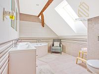 Prodej, rodinný dům 270m2, pozemek 2444m2, Dobkovičky, Velemín, - IMG_5043.jpg