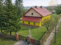 Prodej, rodinný dům 270m2, pozemek 2444m2, Dobkovičky, Velemín,