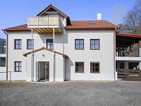 Prodej, Byt 3+kk,49 m2, s terasou 43m2,sklepem, a podílem na zahradě -Opárno