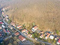 Prodej, Byt 3+kk,49 m2, s terasou 43m2,sklepem, a podílem na zahradě -Opárno - DJI_0355.jpg