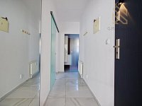 Prodej, Byt 3kk,49 m2, s terasou 43m2,sklepem, a podílem na zahradě -Opárno - IMG_5943.jpg