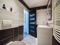 Prodej domu 195m/2, se zahradou 502m/2, garáží 28m/2 Ústí nad Labem - Hostovická - 1771252164-4853.jpg