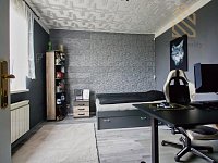 Prodej domu 195m/2, se zahradou 502m/2, garáží 28m/2 Ústí nad Labem - Hostovická - 1771252168-8119.jpg