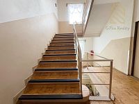 Pronájem,byt, 1+1,32m2, Mikulášovice - chodba 1.jpeg