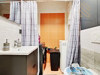 Prodej, Rodinný dům 4+kk , 389m2 , ul. Modřínová - Zlonín - 1764589050-7192.jpg