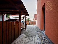 Prodej, Rodinný dům 4+kk , 389m2 , ul. Modřínová - Zlonín - 1764589464-1371.jpg