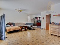 Prodej, Rodinný dům 4+kk , 389m2 , ul. Modřínová - Zlonín - IMG_3282_hdr.jpg