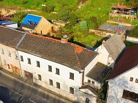 Prodej rodinného domu 235 m², pozemek 5026 m², Velké Žernoseky