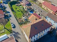 Prodej, rodinný dům 334 m2, pozemek 1515m2, Radovesice - DJI_0558.jpg