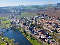 Prodej, rodinný dům 334 m2, pozemek 1515m2, Radovesice - DJI_0589.jpg