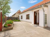 Prodej, rodinný dům 335 m2, pozemek 892 m2, obec Raná u Loun