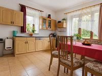 Prodej rodinný dům, 260 m2, pozemek 2192 m2, Mšené Lázně - Vrbice - F6EA337C-DB3F-40EB-81A8-E7D2EF709A3C.jpg