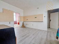 Prodej, vícegeneračního domu 420m2,pozemek 46m2,s terasou,Kostelec Nad Labem - 1774350105-0645.jpg