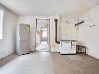 Prodej rodinného domu 2+1, o celkové výměře 126 m2, obec Třebenice okres Litoměřice. - 1749546058-9567.jpg