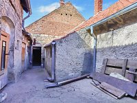 Prodej, rodinný dům 335 m2, pozemek 892 m2, obec Raná u Loun - o_1778160933-979.jpg