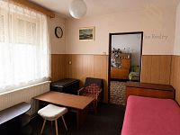 Prodej rodinného domu 51 m², pozemek 1676 m² Postoloprty - Rvenice - UUUU.jpg