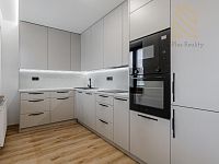 Pronájem nadstandardně zrekonstruovaného bytu 2+Kk, 65 m² v těsné blízkosti centra města Louny.
