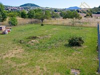 Prodej pozemku 905 m/2, zahradní domek 28 m/2 v obci Žitenice - DJI_0598.jpg