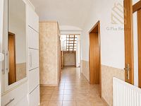 Prodej, rodinný dům 175m2, pozemek 197m2, Průřezná, Teplice - Prosetice - 62bb4316-c494-4ba2-ab8c-137ea0a9762e.jpeg
