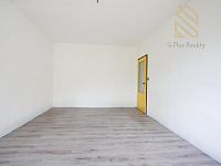 Prodej bytu 4+1 s balkonem 99m2,ul. Jindřicha Plachty, Mojžíř, Ústí nad Labem - IMG_0971.jpg