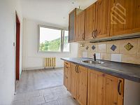 Prodej bytu 4+1 s balkonem 99m2,ul. Jindřicha Plachty, Mojžíř, Ústí nad Labem - IMG_1001.jpg