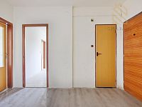 Prodej bytu 4+1 s balkonem 99m2,ul. Jindřicha Plachty, Mojžíř, Ústí nad Labem - IMG_1078.jpg