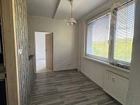 Pronájem, byt, 3+1, 73m2, sídliště Za Chlumem - Bílina - IMG_9484.jpeg