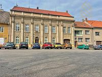 Prodej, vícegeneračního domu 454m2,pozemek 164m2,s terasou,Kostelec Nad Labem