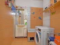 Prodej, byt 4+1, 79m2, OV, ul. Osvobození, Jirkov - o_1782209656-3933.jpg