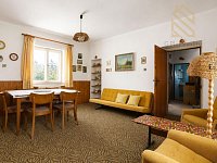 Prodej, rodinný dům 210m2,pozemek 569m2 ,Všetaty - 1780296468-8735.jpg