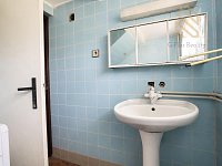 Prodej, rodinný dům 210m2,pozemek 569m2 ,Všetaty - 1780296483-6781.jpg