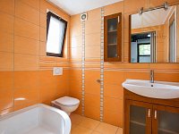 Rodinný dům 4+Kk, pod hradem Hazmburk, Klapý - Image 12. 8. 2026 21_01_23.jpg