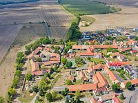 Pronájem, komerční využití kancelář, 3+1, 100m2, Černiv - DJI_0955.jpg