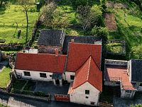 Prodej, rodinný dům 335 m2, pozemek 892 m2, obec Raná u Loun