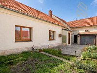 Prodej, rodinný dům 335 m2, pozemek 892 m2, obec Raná u Loun - o_1782212136-9149.jpg